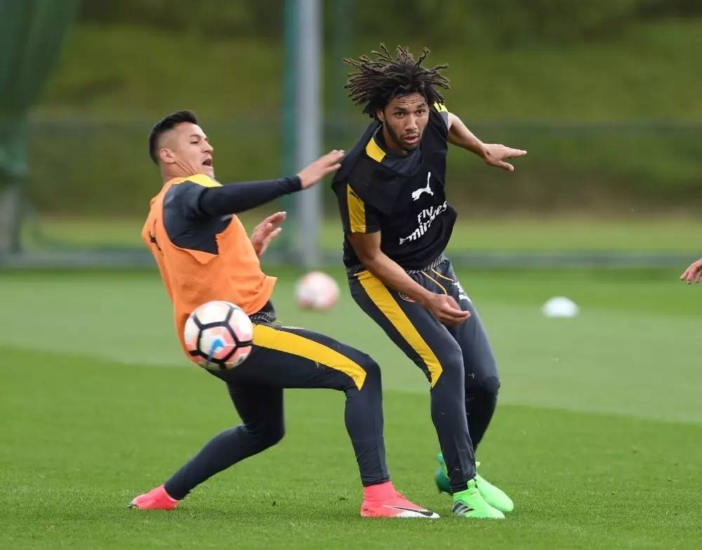 马赛训练开放日，加时末段再遭质疑引欢呼，足总杯在即，控场能力受关注的简单介绍